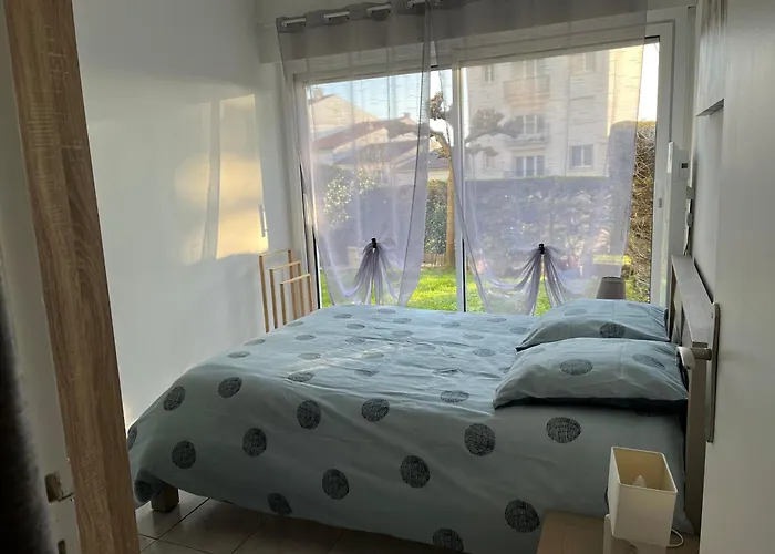 Plein Centre Ρουαγιάν
